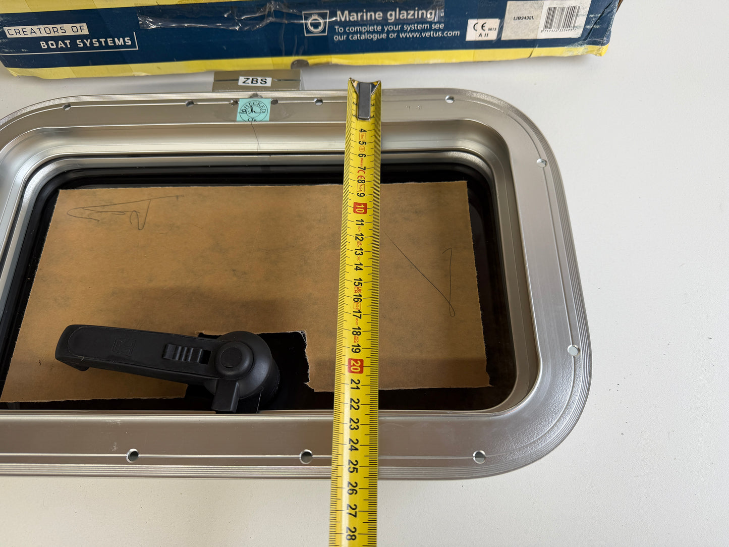 Vetus Libero ventilatieluik 340x195mm LIB3432L