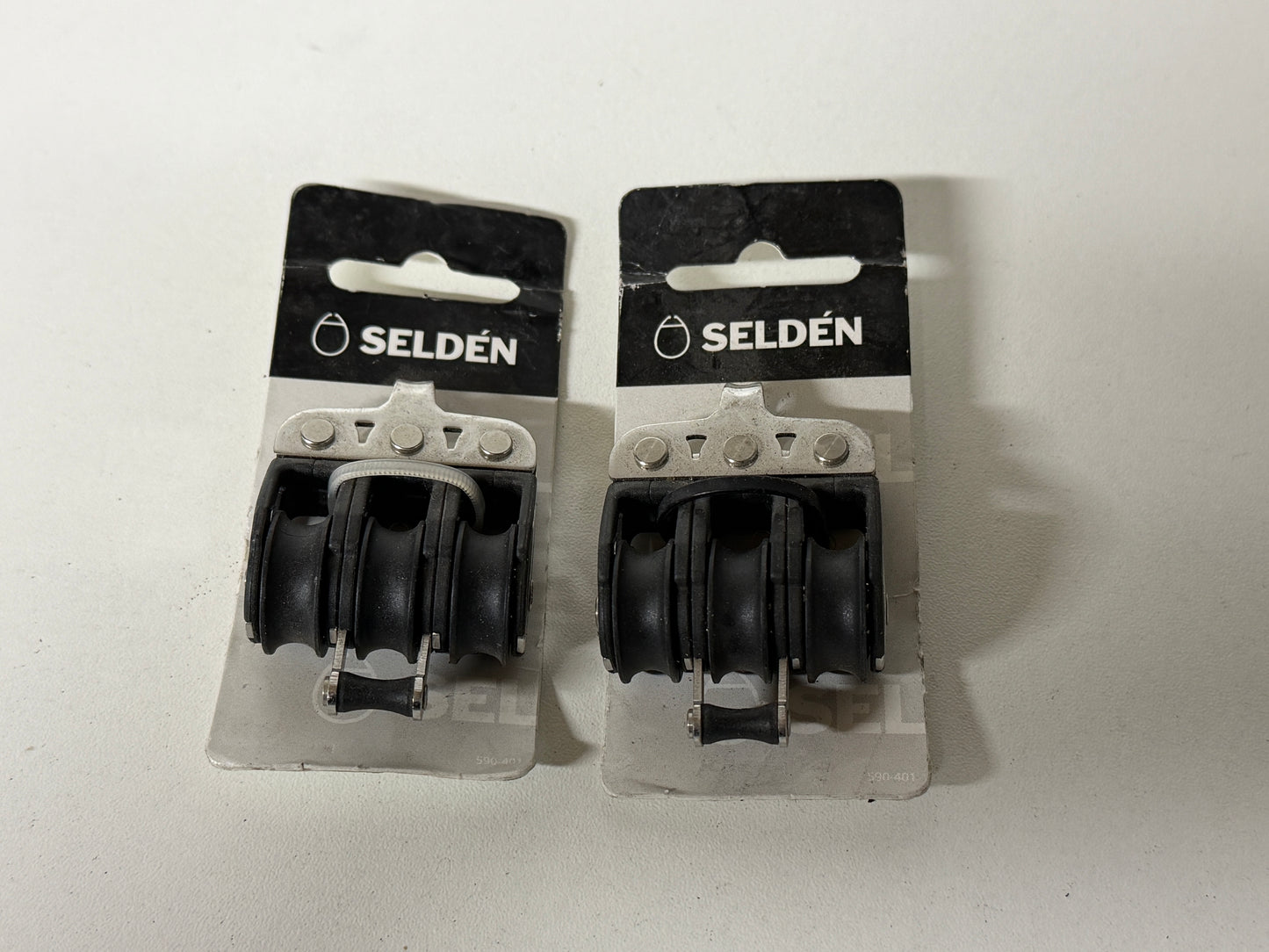 Selden 2 schijfs blok 20 mm gelagerd met hondsvot