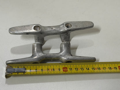 Aluminium kikker 155 mm grijs 2 gaats
