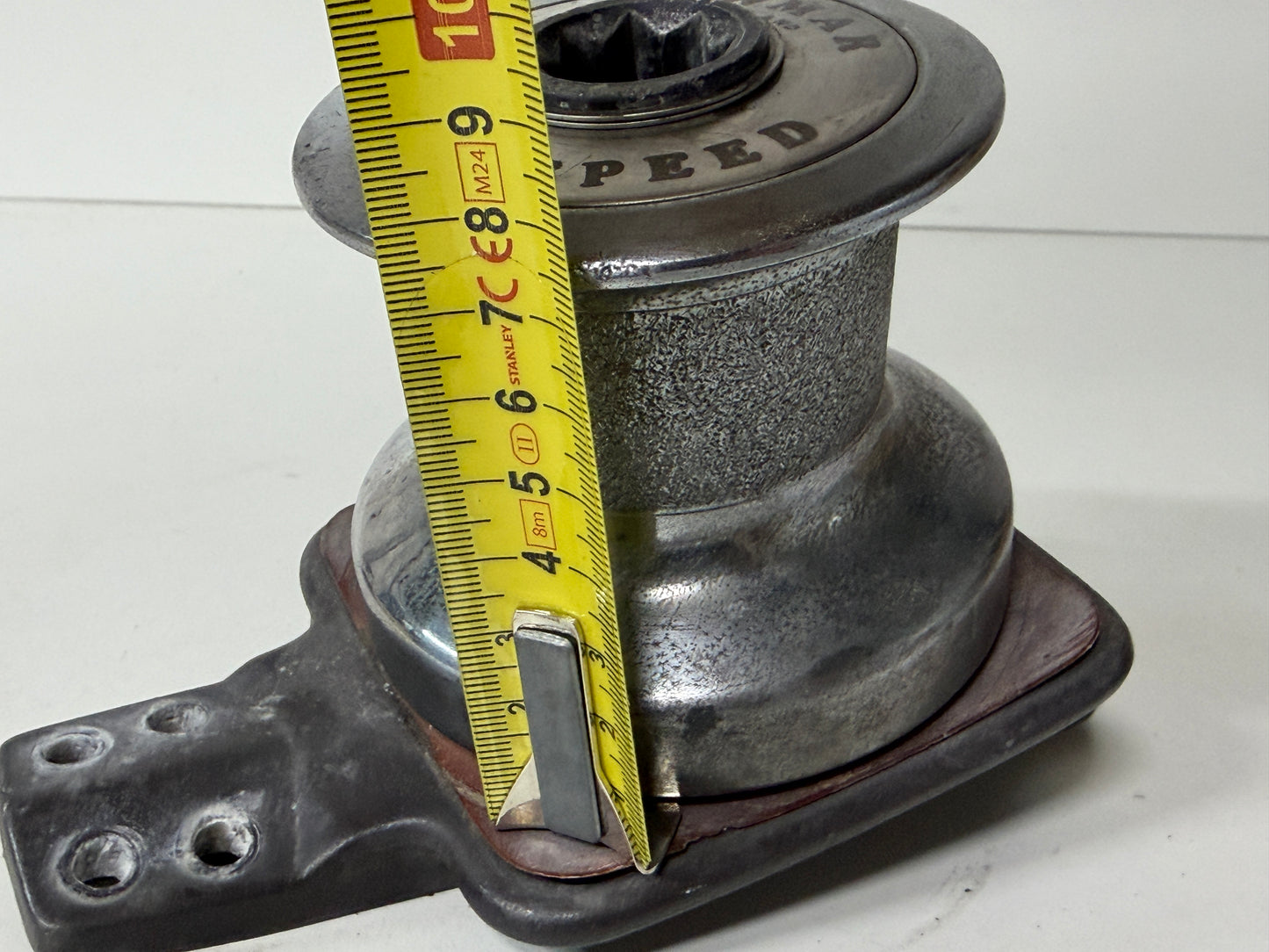 Lewmar 6 lier op beugel