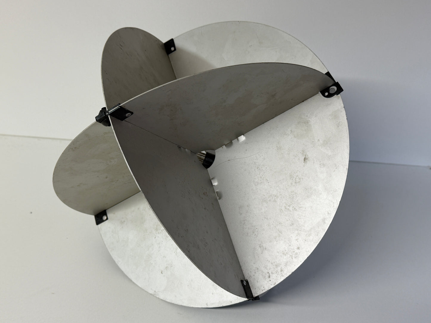 Radar reflector +/- 30 cm