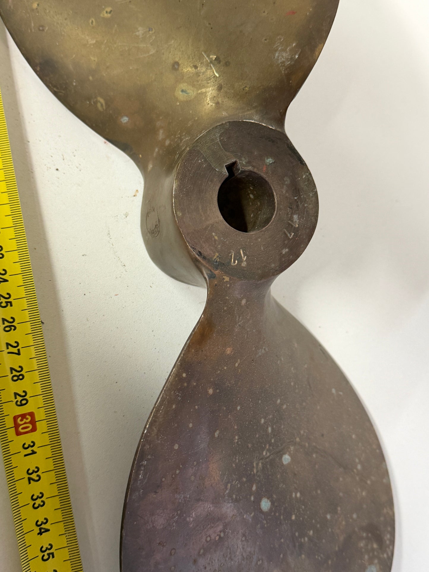 Federal Holland Bronzen schroef 69156 17 L 12