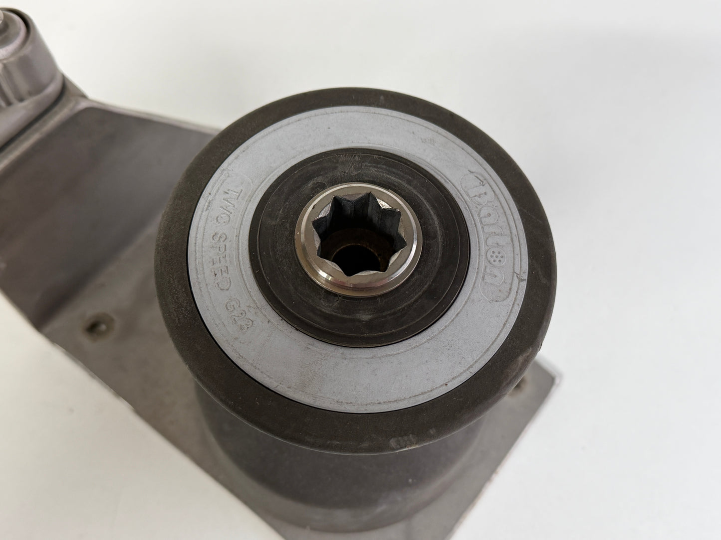 Barton G23 lier op steun met schootklem