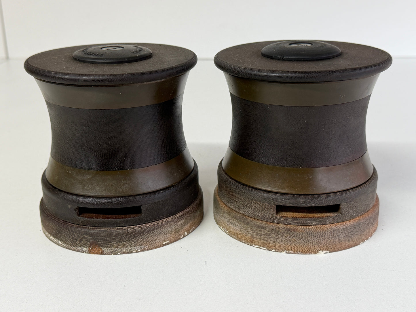 Barton Tufnol lieren