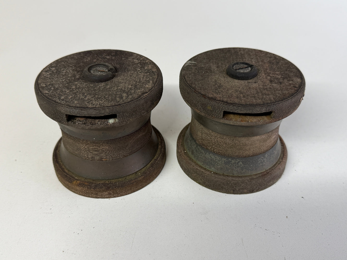 Tufnol lieren