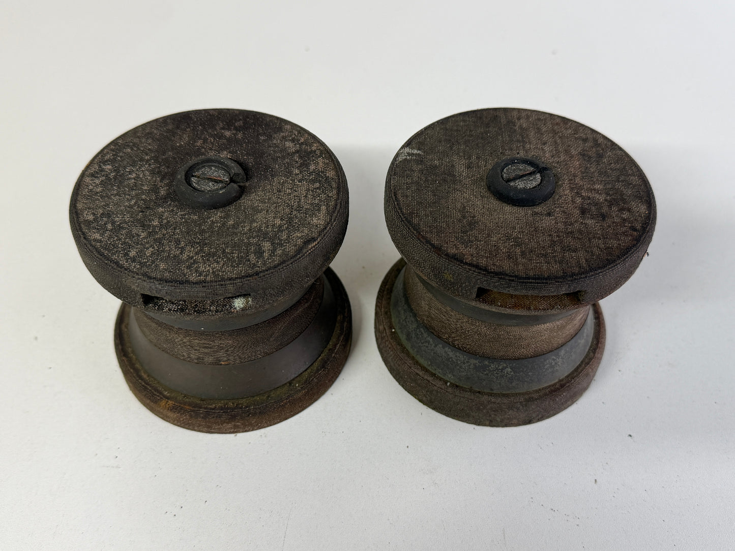 Tufnol lieren