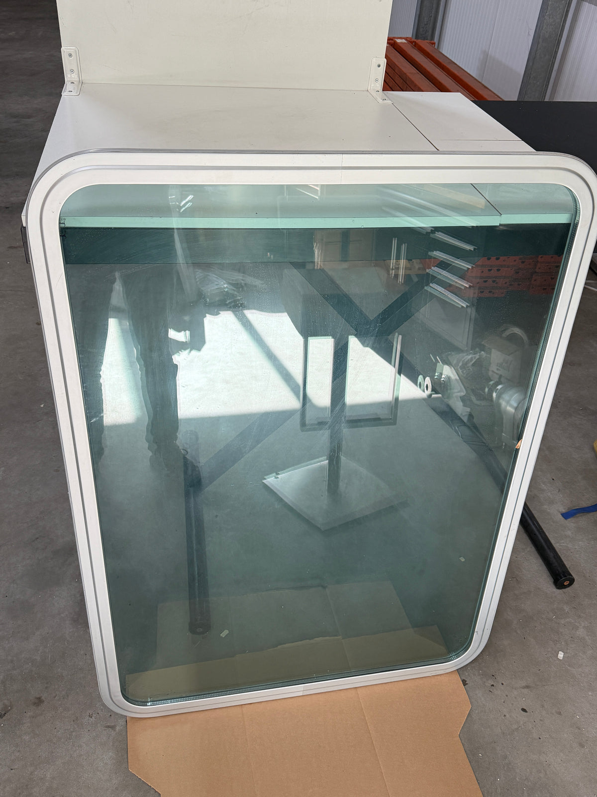 Groot dakraam / raam dubbelglas 132 x  92 cm