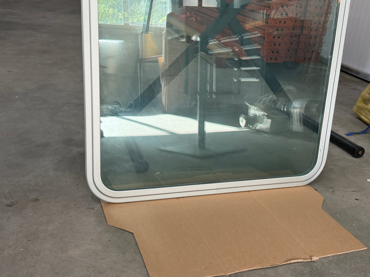 Groot dakraam / raam dubbelglas 132 x  92 cm