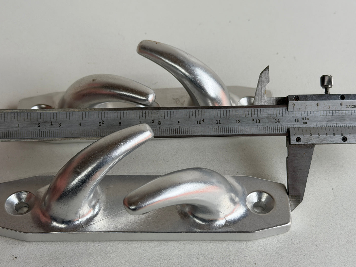 Verhaalkammen/boegklampen van Pfeiffer 147 mm