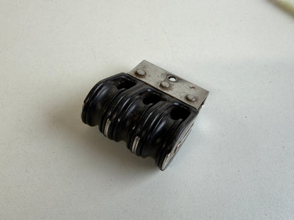 3 schijfs blok 28 mm max 7 mm lijn gelagerd zonder sluiting