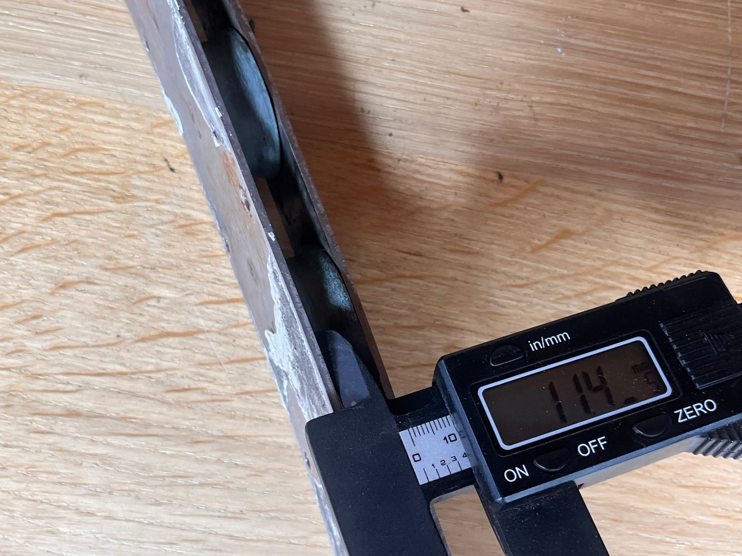 Valgeleider / dek organizer met 4 bronzen schijven 41 mm