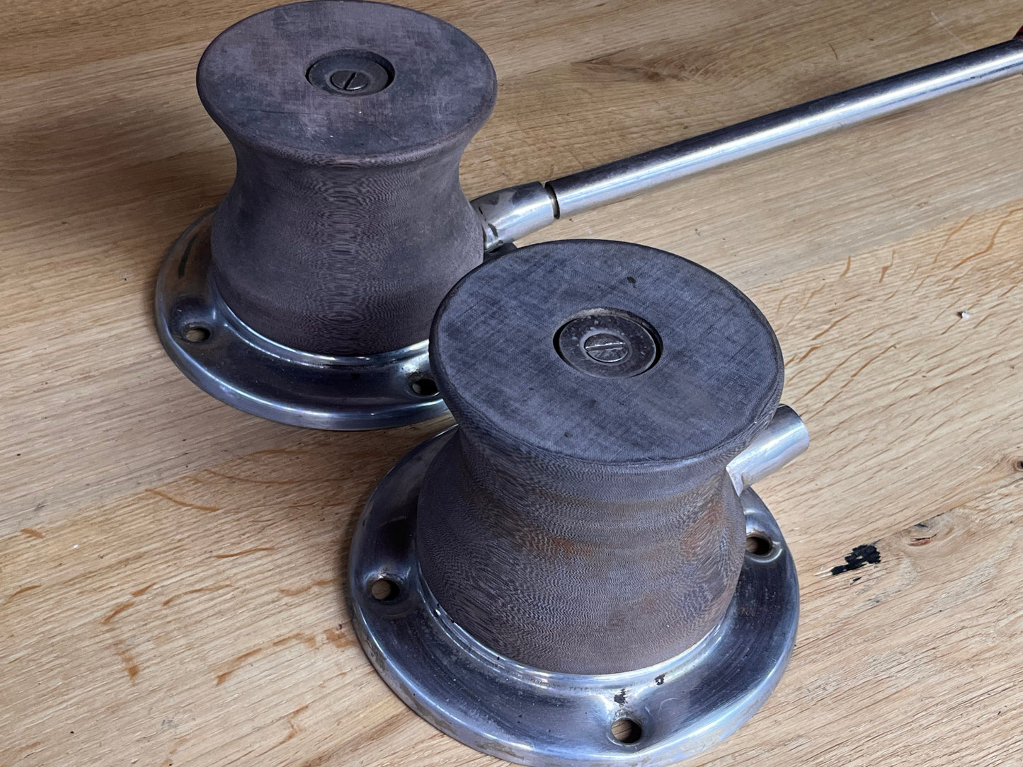 Grote Tufnol lieren met hendel