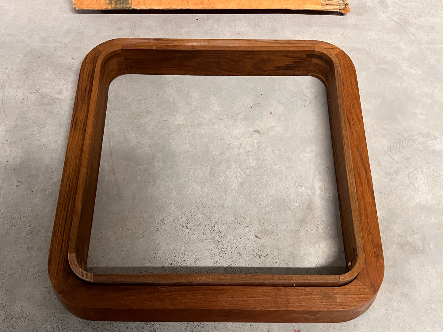 Vetus Teakwood frame