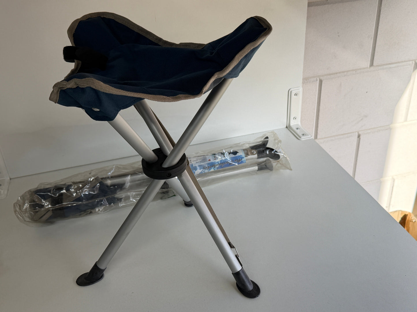 2 x  Driepootkruk NIEUW
