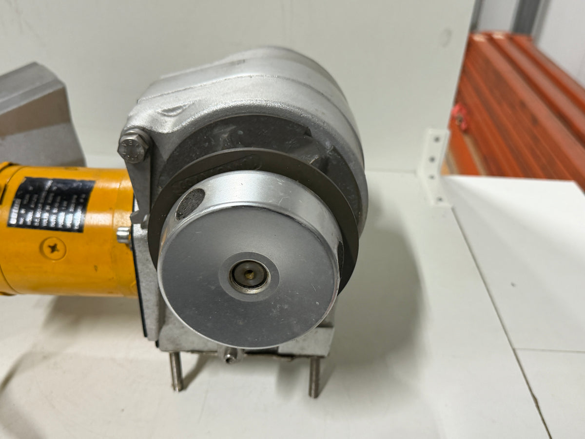 Vetus A11214 ankerlier 24 volt 10 mm ketting