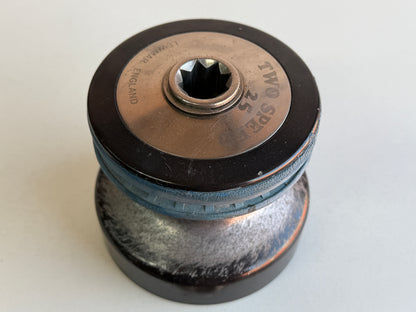 Lewmar 25 two speed lier
