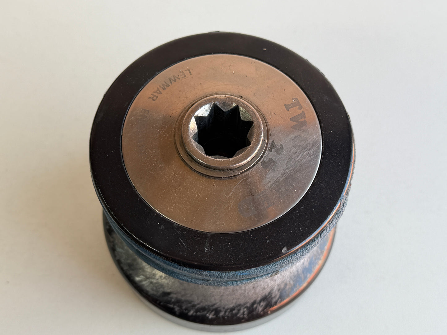 Lewmar 25 two speed lier