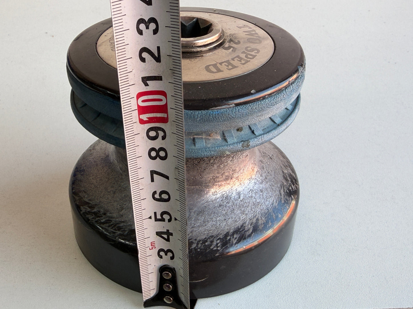 Lewmar 25 two speed lier