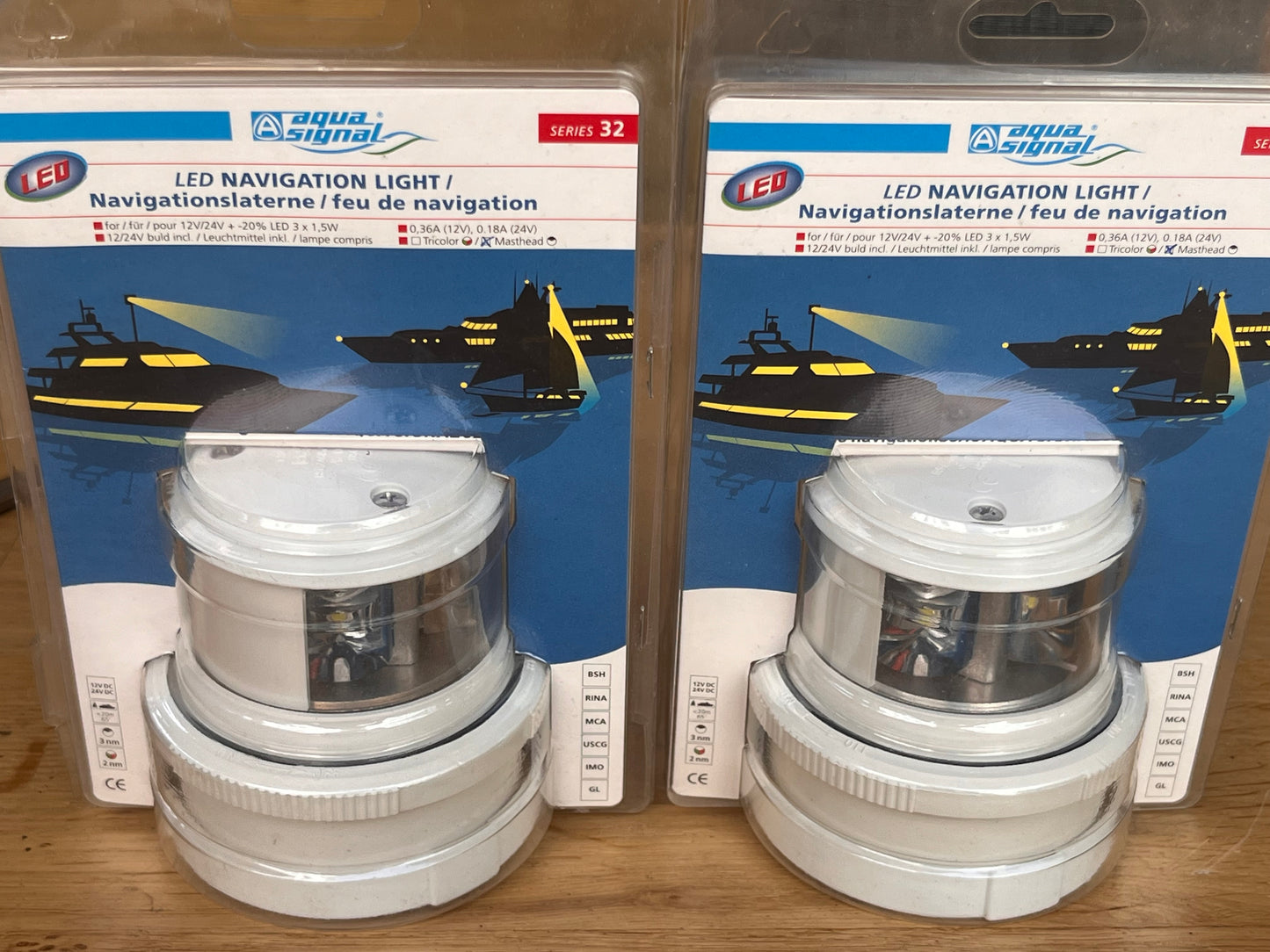 Nieuwe Aqua Signal Serie 32 LED toplicht