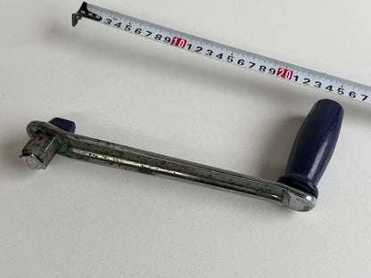 Barton lierhendel met lock 23 cm