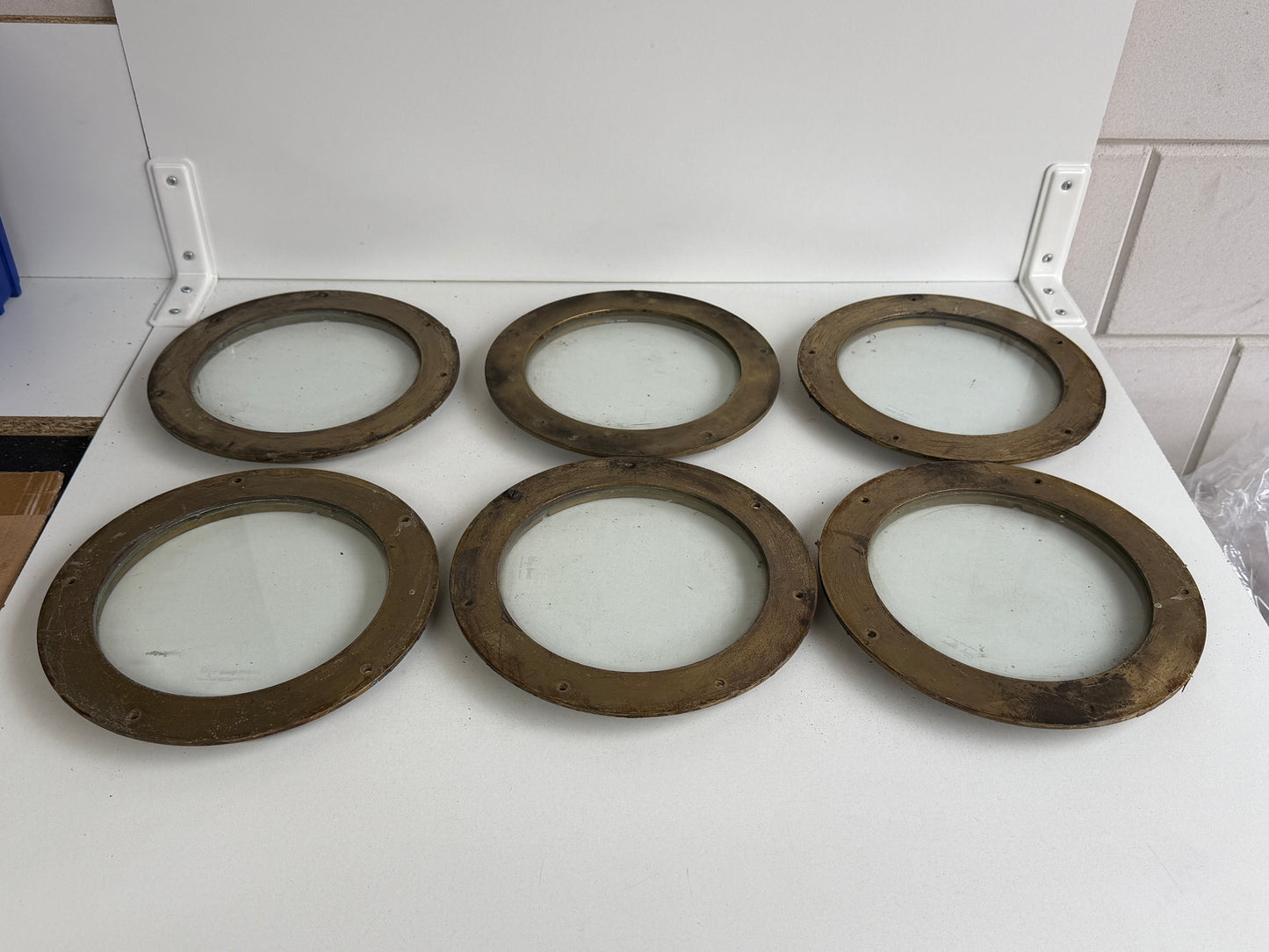 6 x Bronzen / messing patrijspoort dicht / lichtrand 235 mm