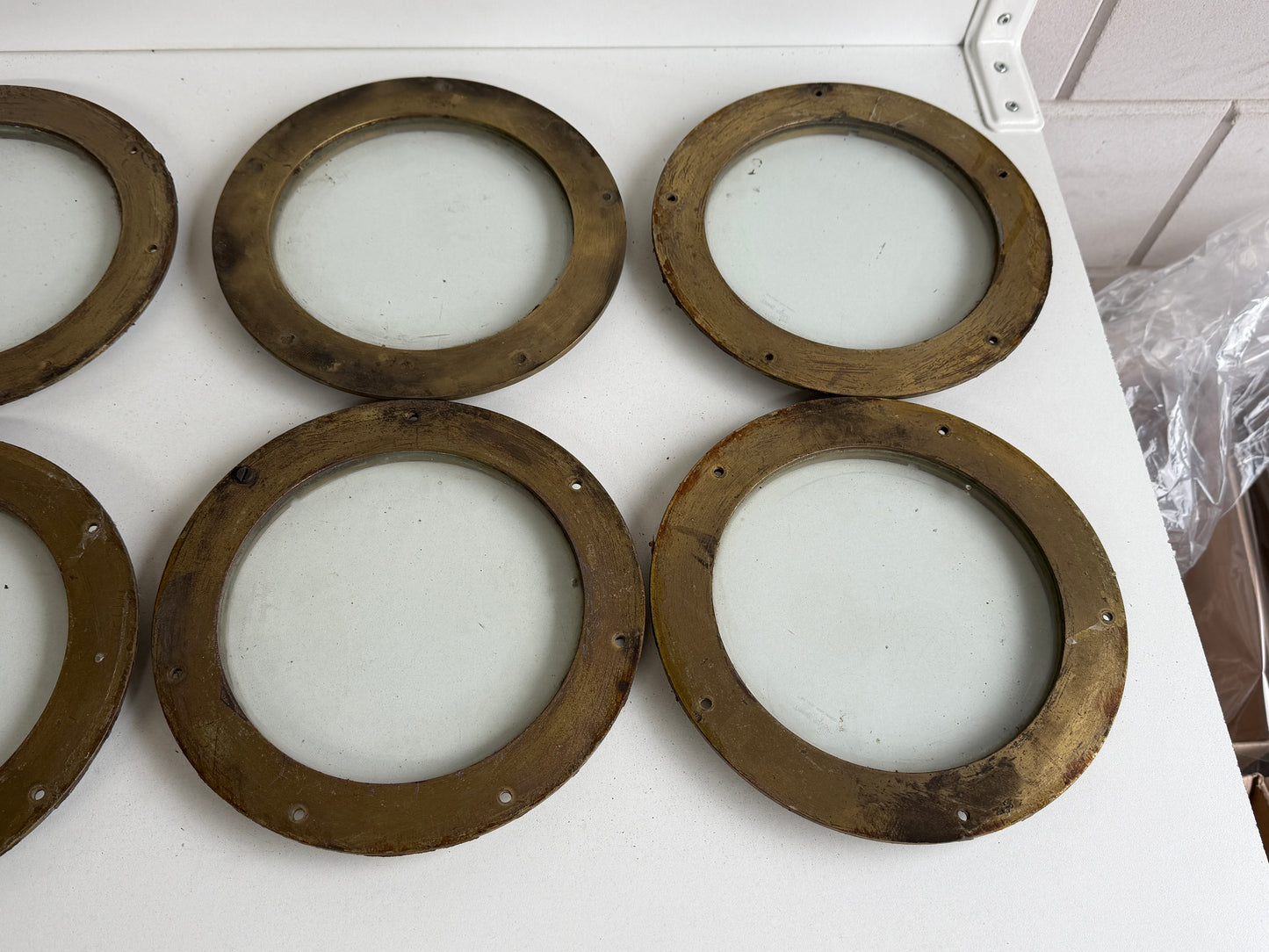 6 x Bronzen / messing patrijspoort dicht / lichtrand 235 mm