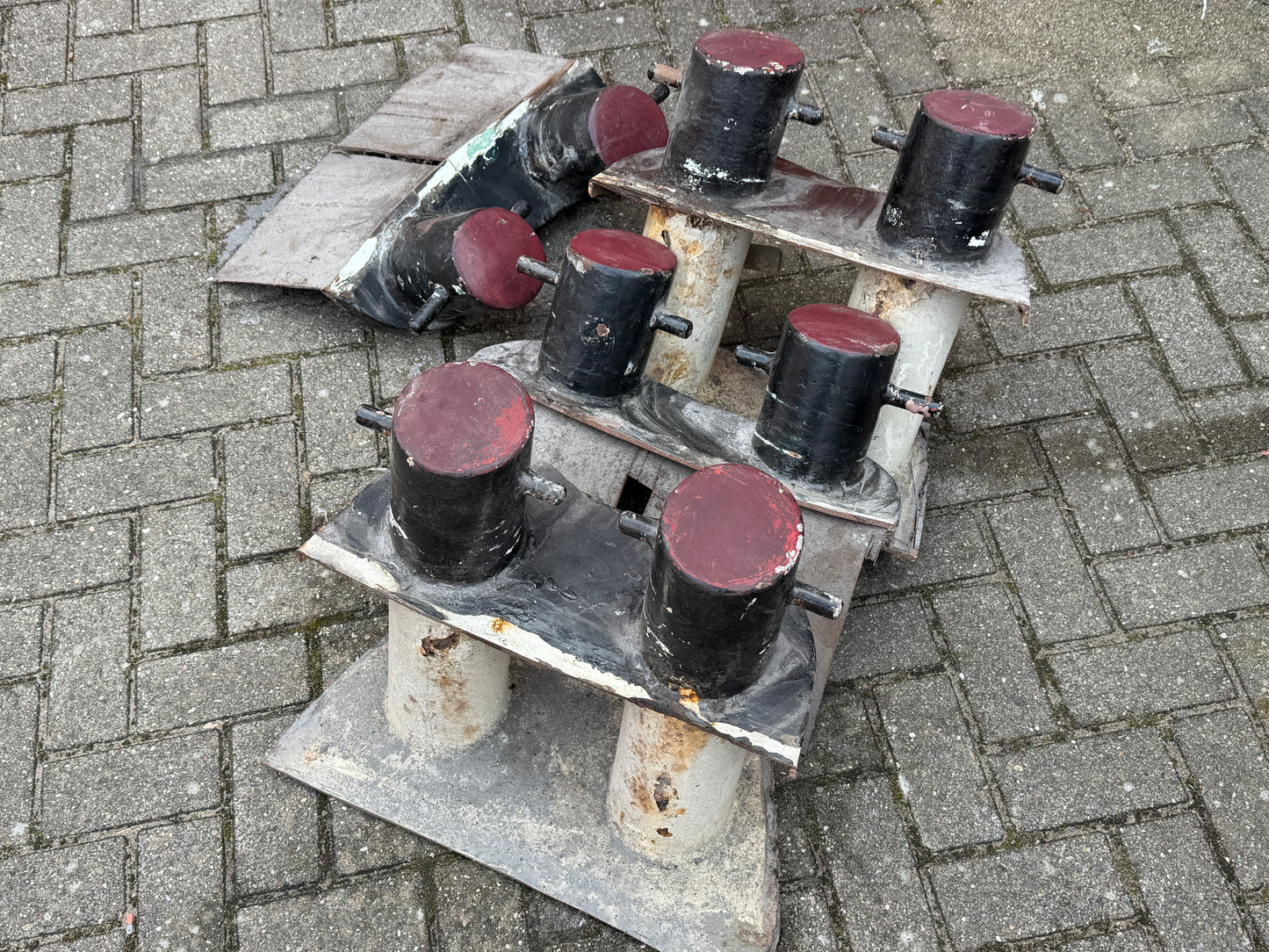 4 x grote zware antieke bolders 50 cm breed