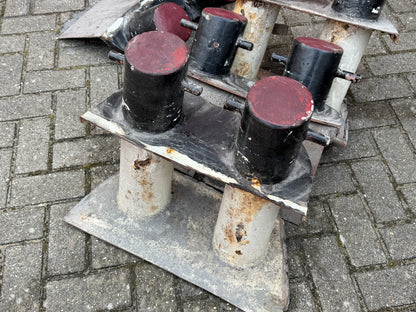 4 x grote zware antieke bolders 50 cm breed