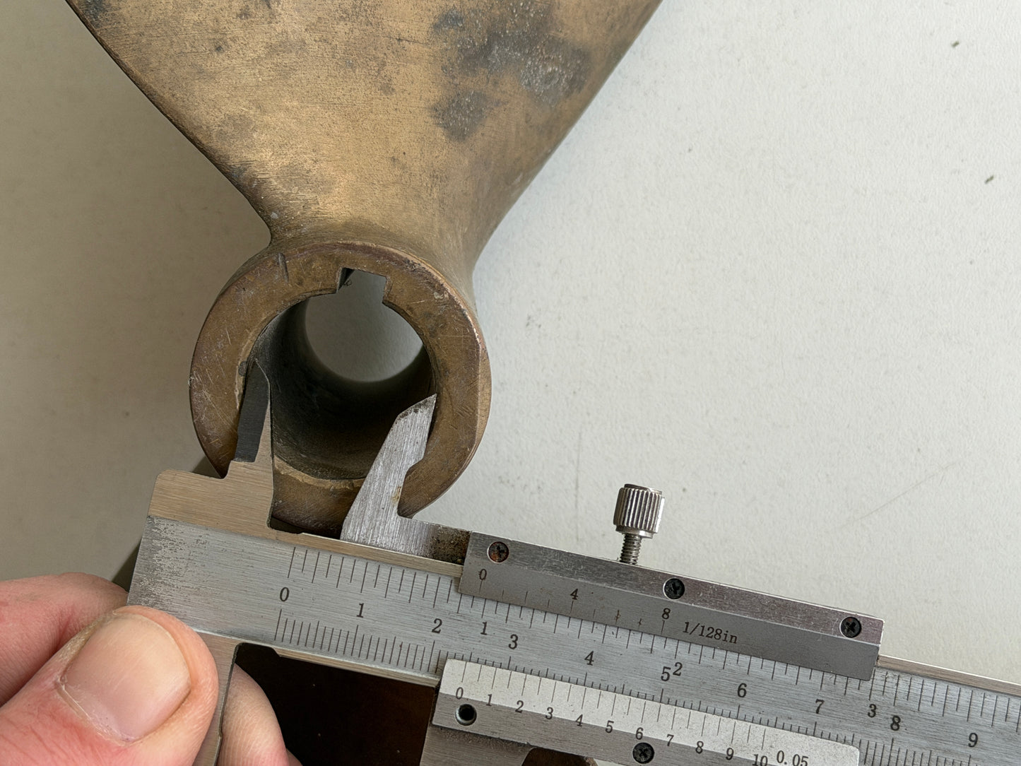Bronzen schroef Radice 15 E 12