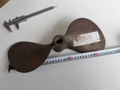 Bronzen schroef D14P12RH rechtsdraaiend