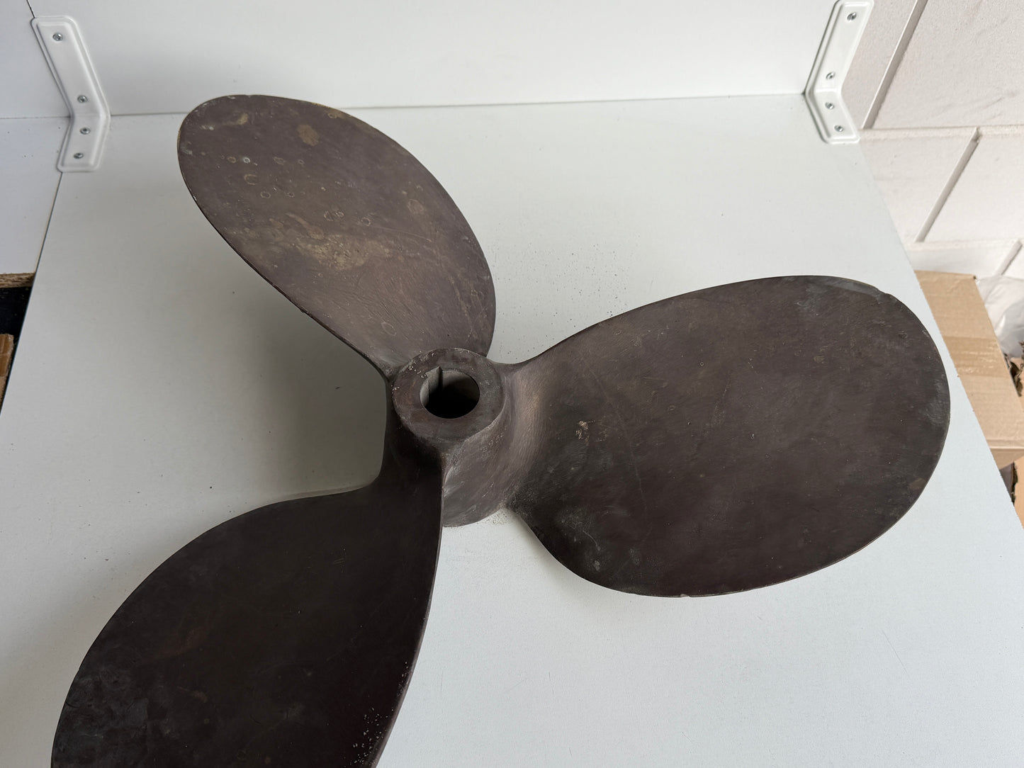Bronzen schroef 895884 63346