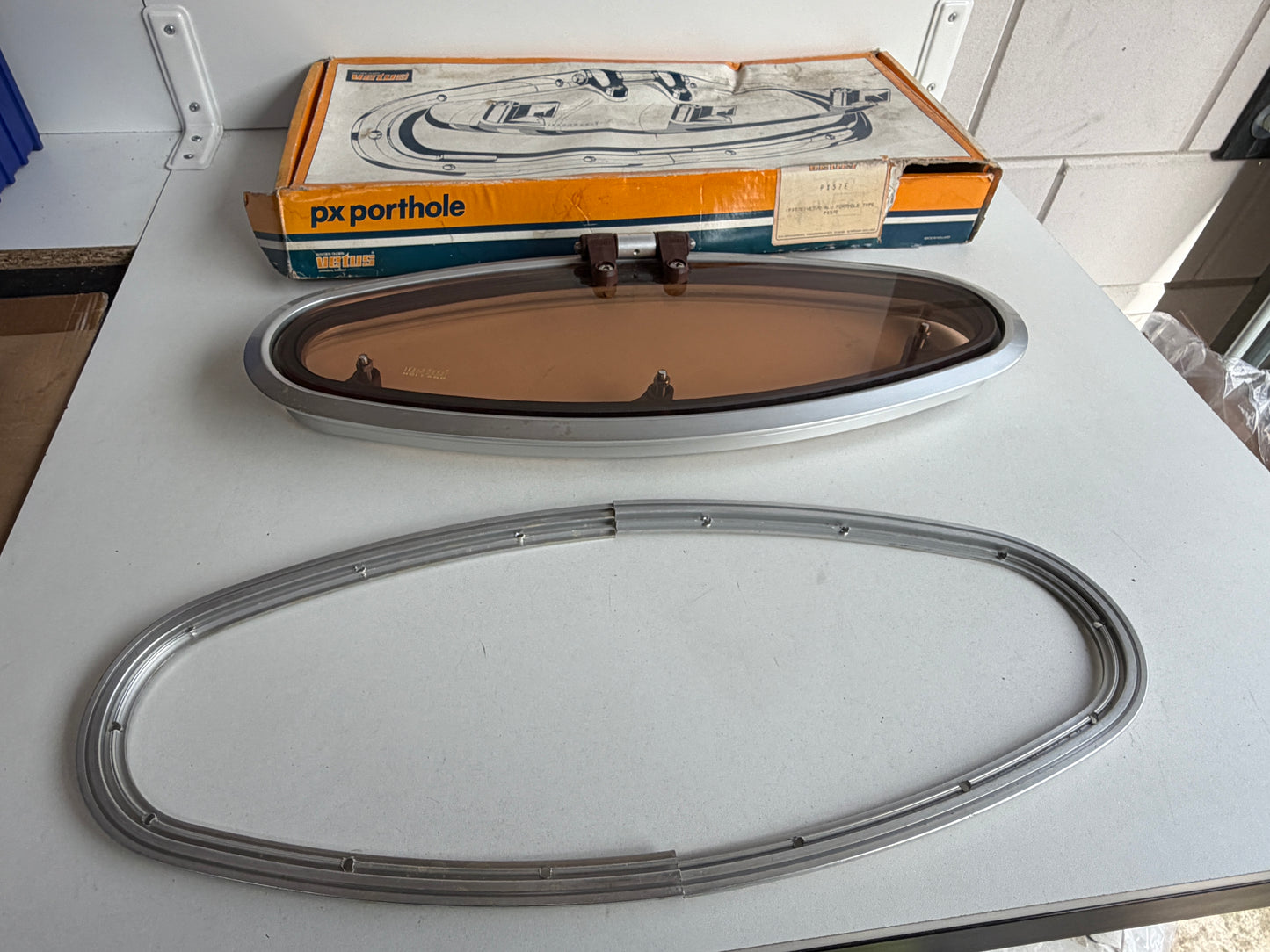 Vetus PX57E patrijspoort NIEUW