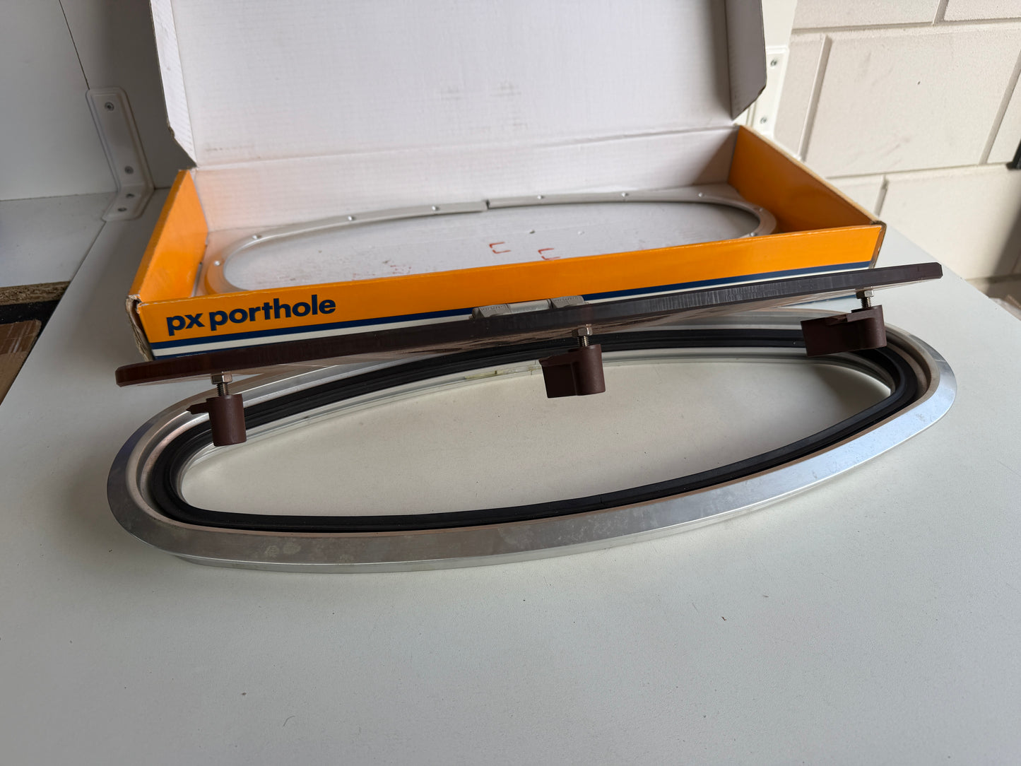 Vetus PX57E patrijspoort NIEUW