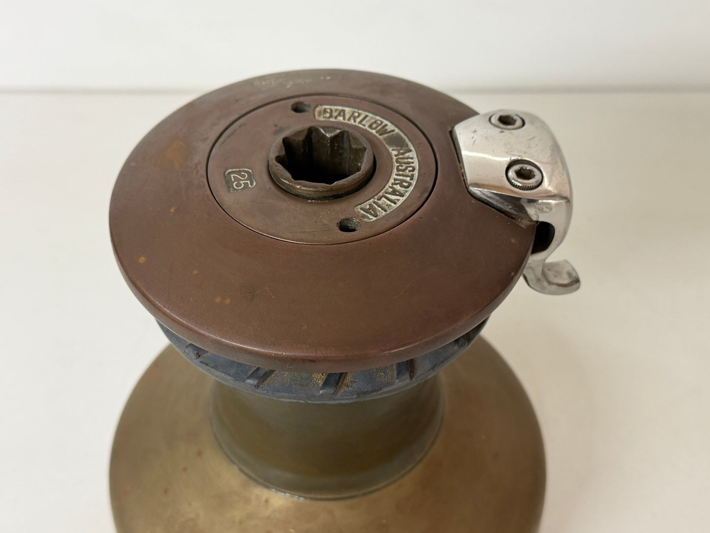 Barlow 25 Two speed selftailing / st lier brons