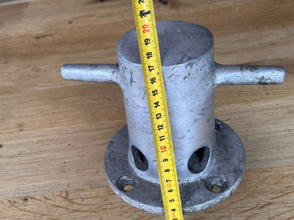 Aluminium bolder open