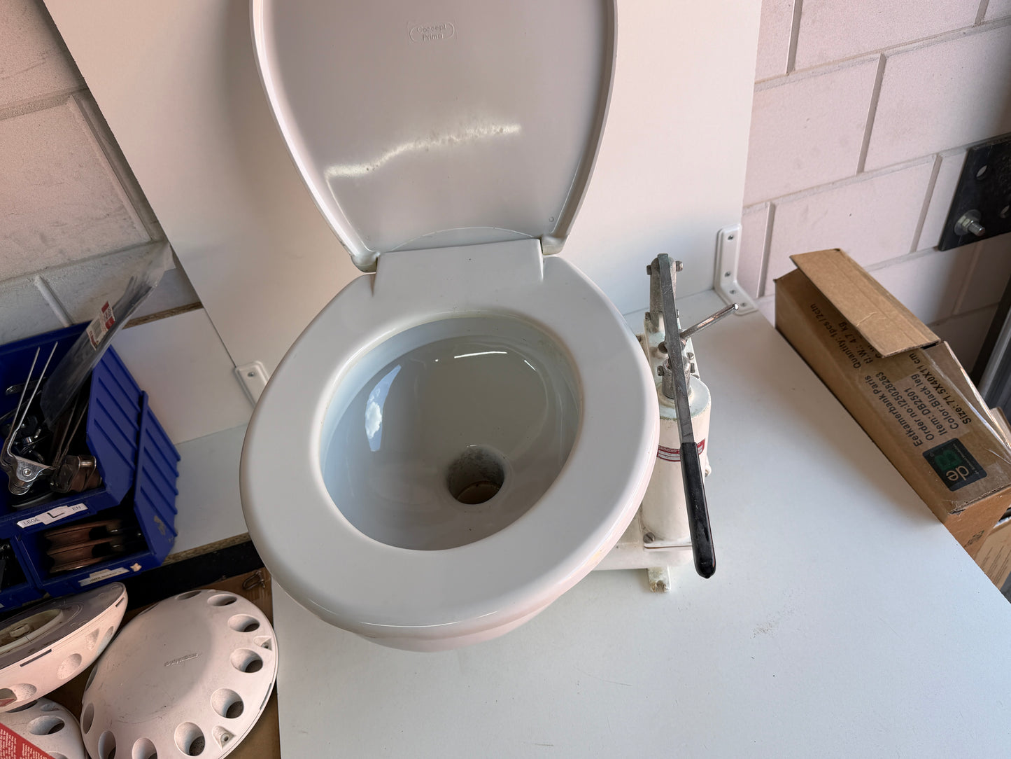 Rheinstrom toilet