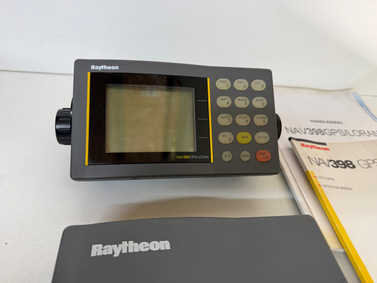 Raytheon Raymarine NAV398 GPS Loran
