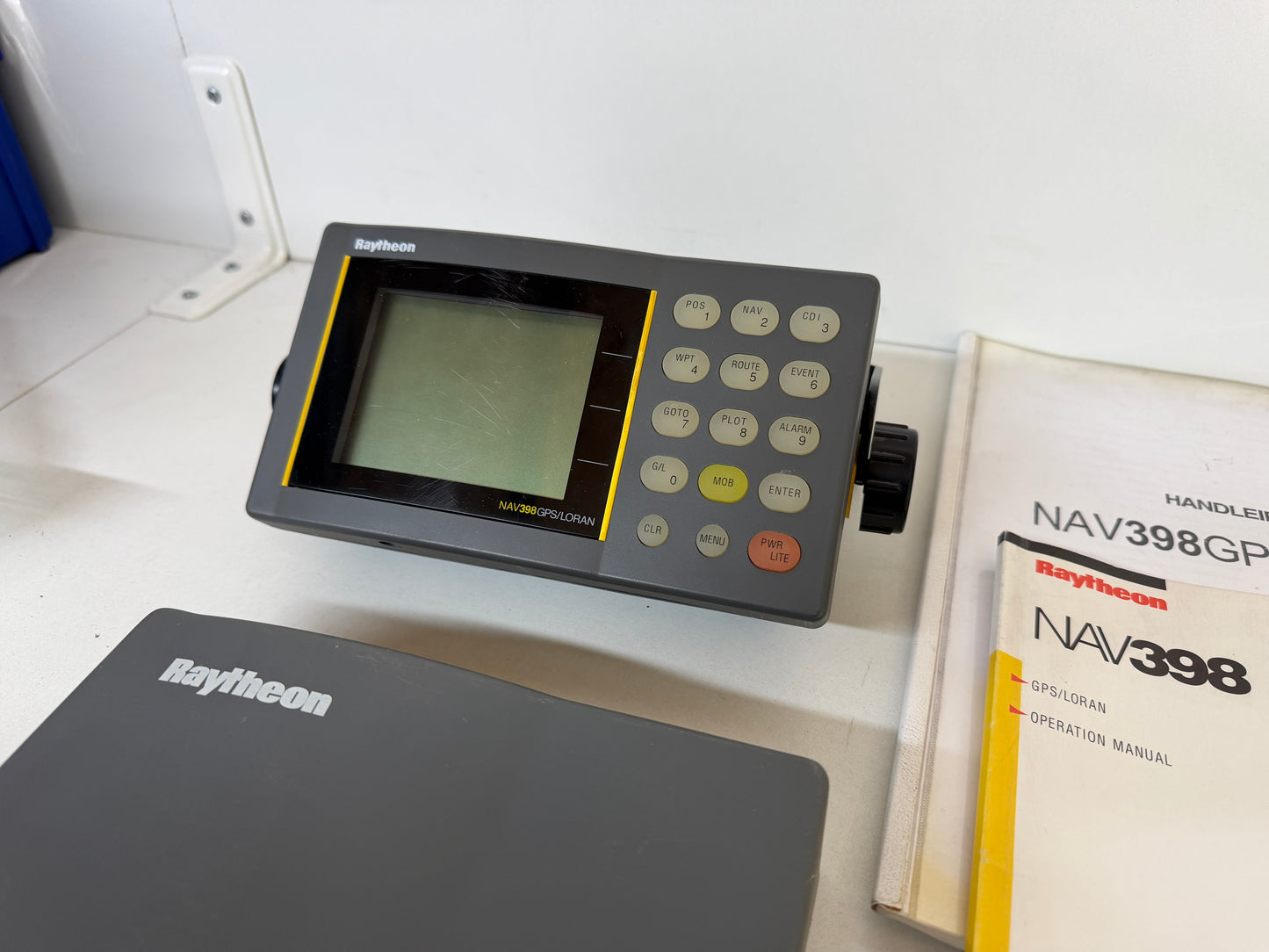 Raytheon Raymarine NAV398 GPS Loran