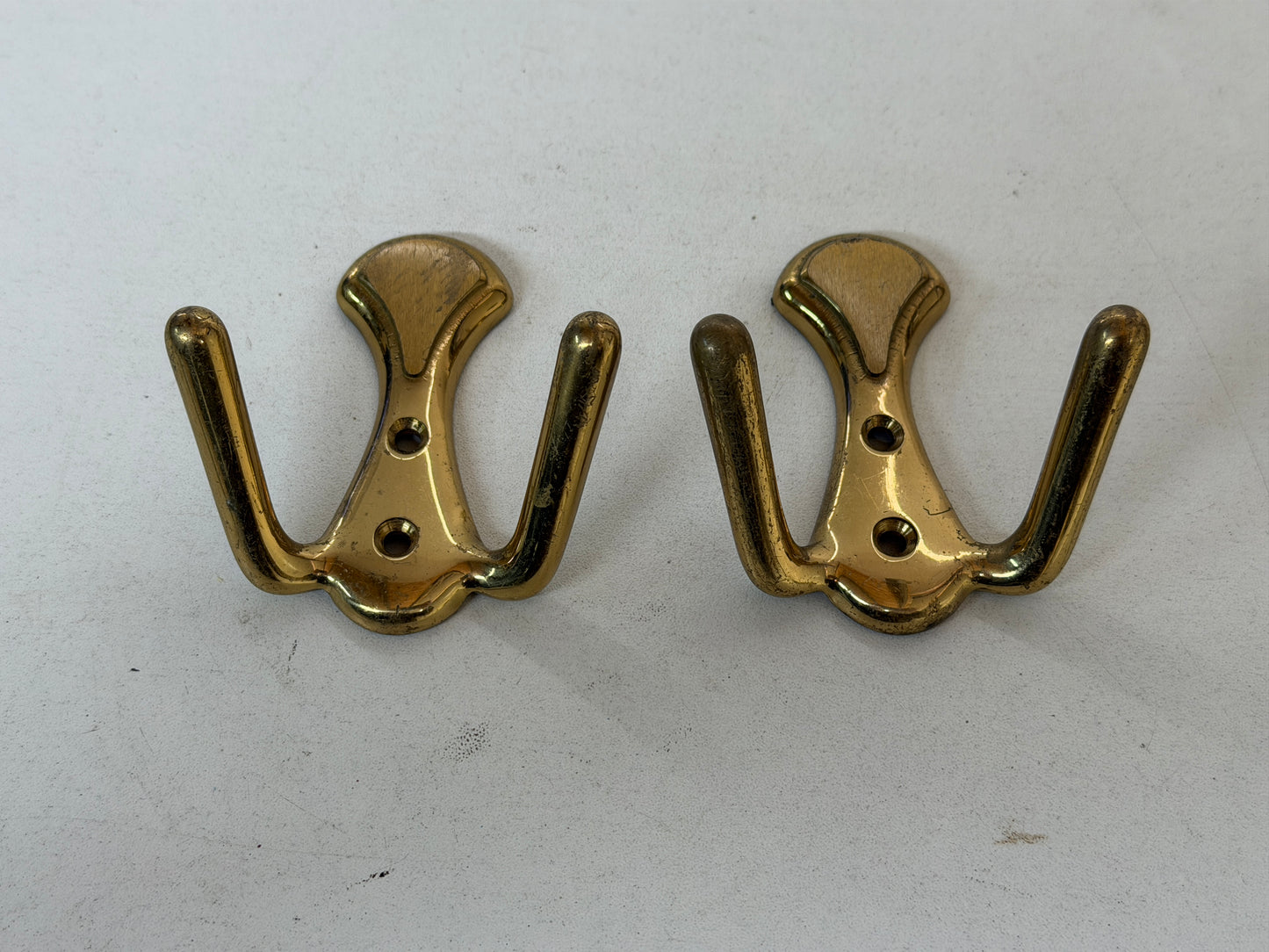 Bronzen / messing haakjes 80 mm