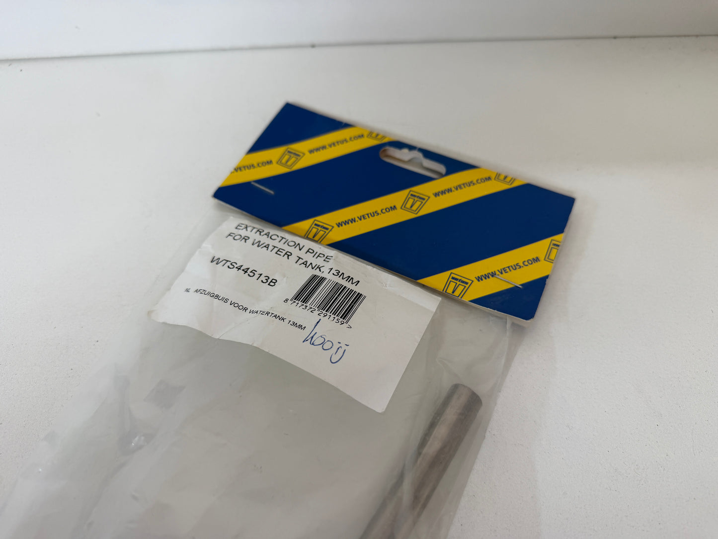 VETUS Aanzuigbuis voor watertanks Ø 13 mm SKU: WTS44513B