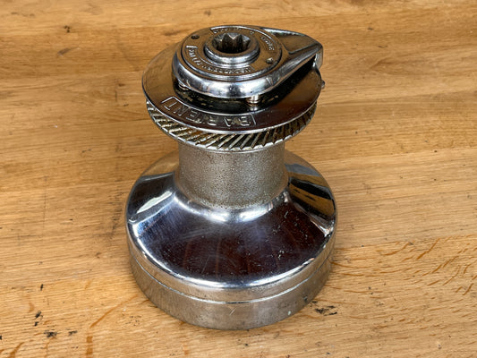 Barient 24 two speed selftailing lier