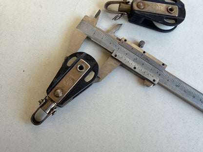 HYE 1 schijfs blok 30 mm tot 8 mm lijn met wartel