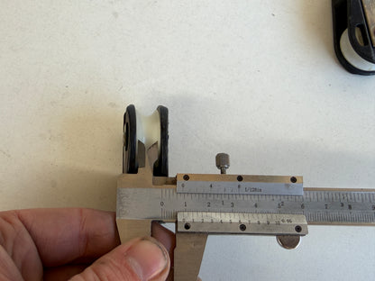 HYE 1 schijfs blok 30 mm tot 8 mm lijn met wartel