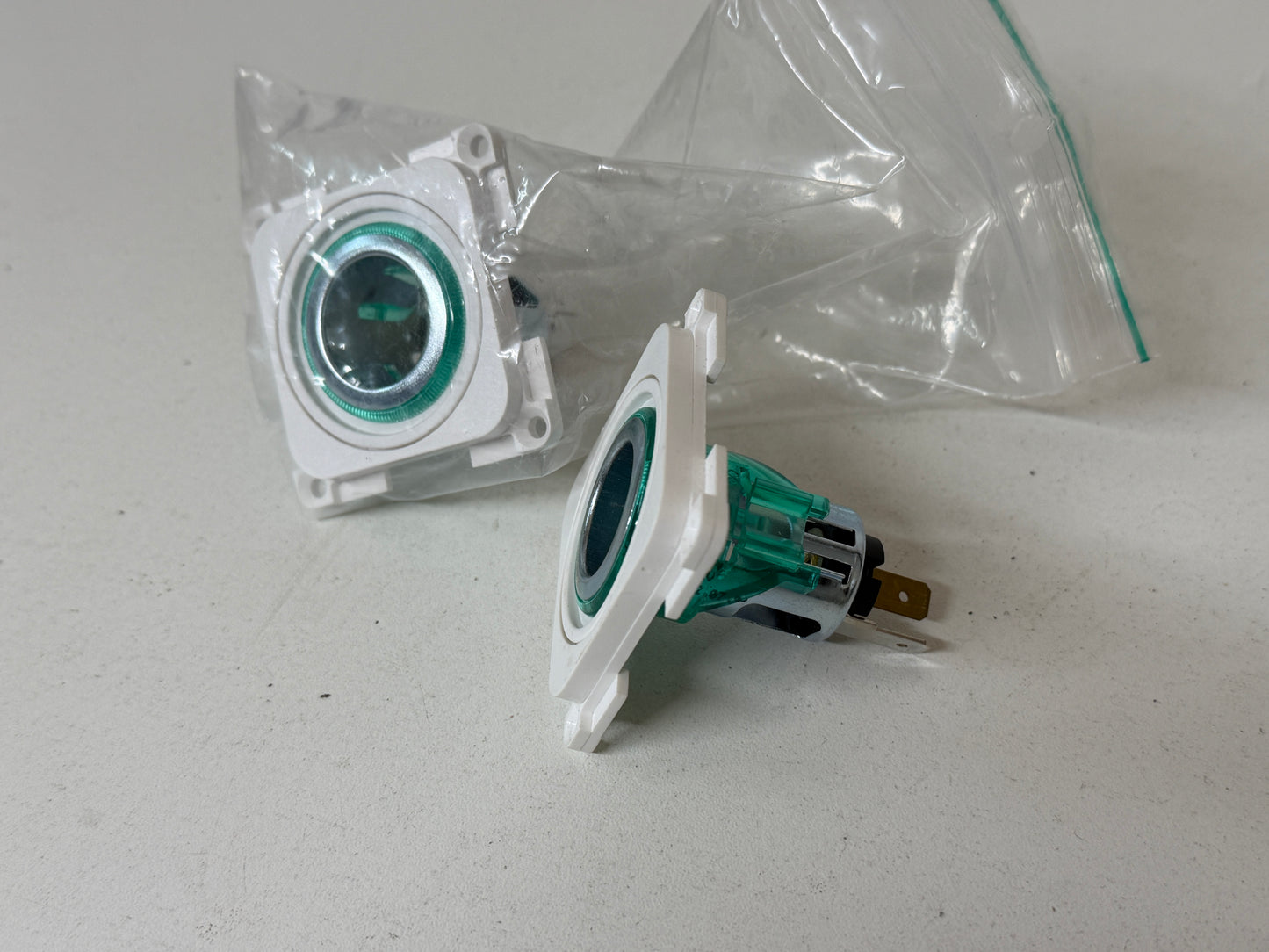 Aansluiting 12v NIEUW