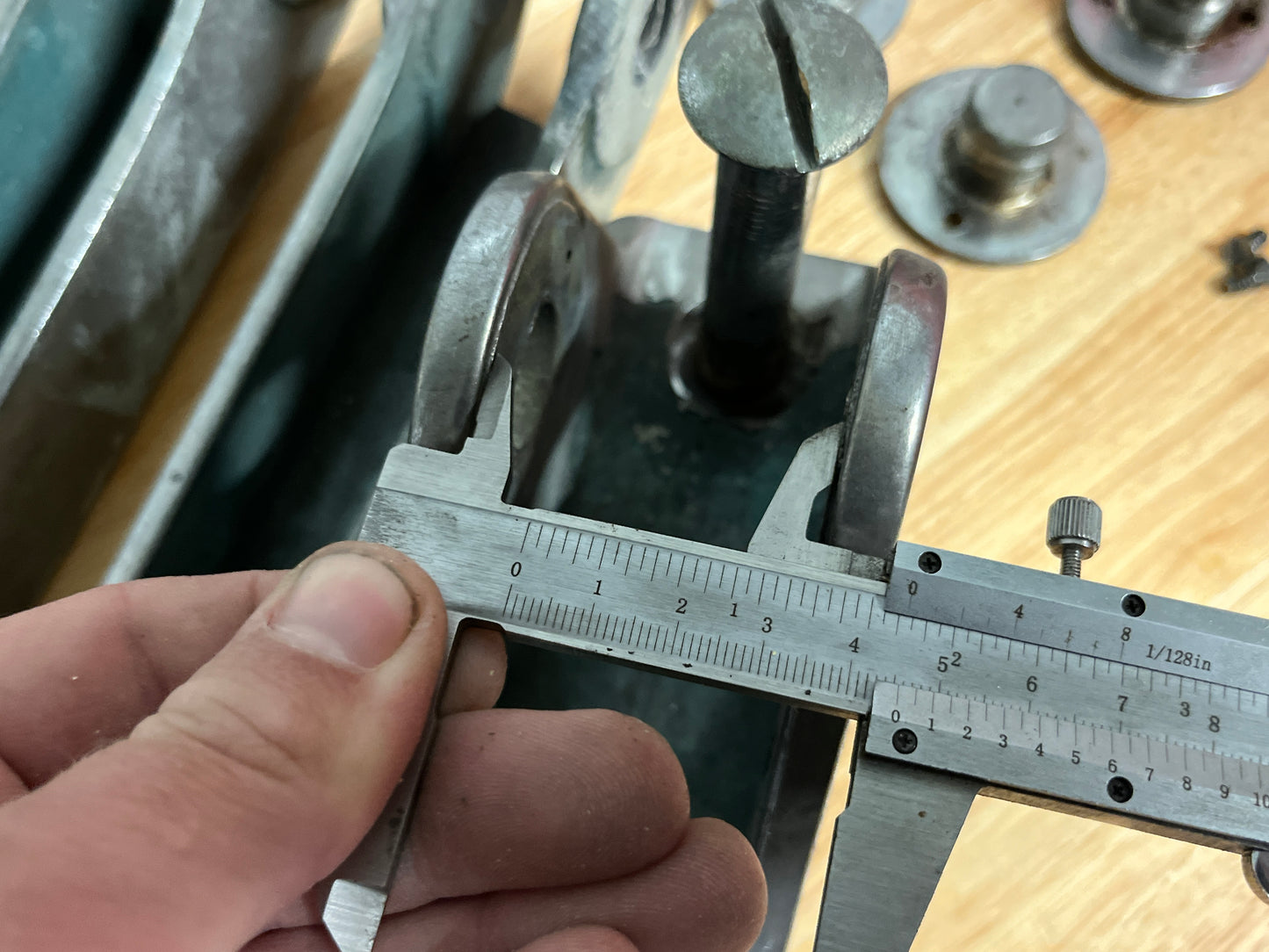 Bronzen bakstag spanners