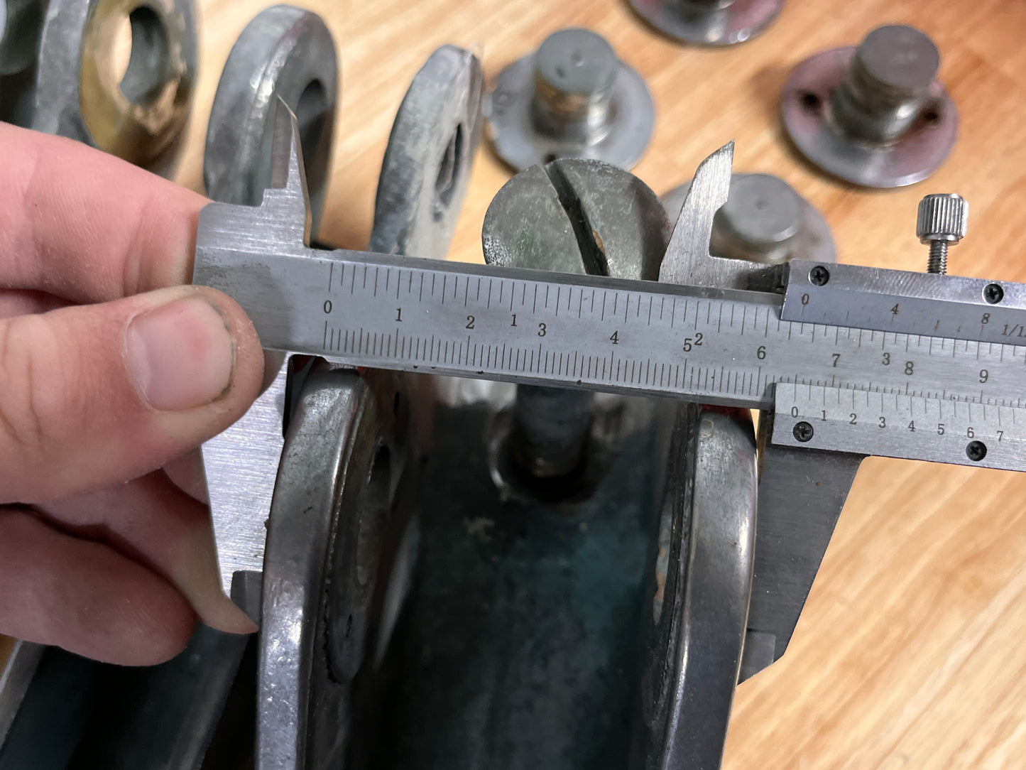 Bronzen bakstag spanners