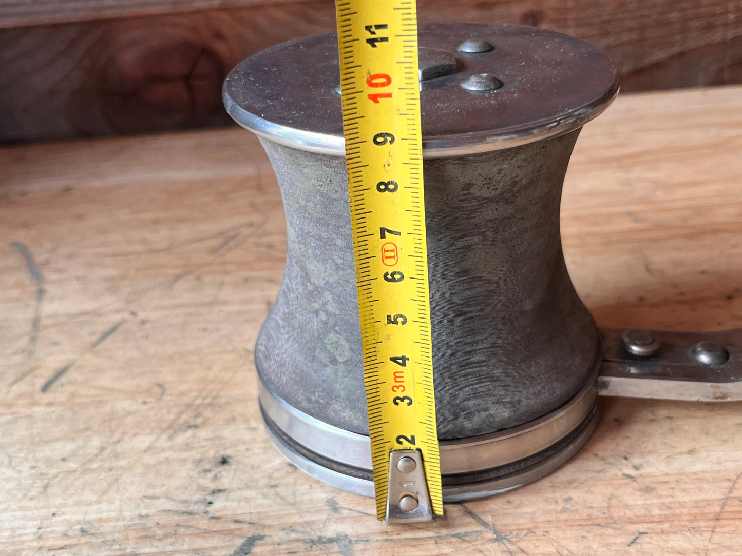 HYE tufnol lier met vaste hendel