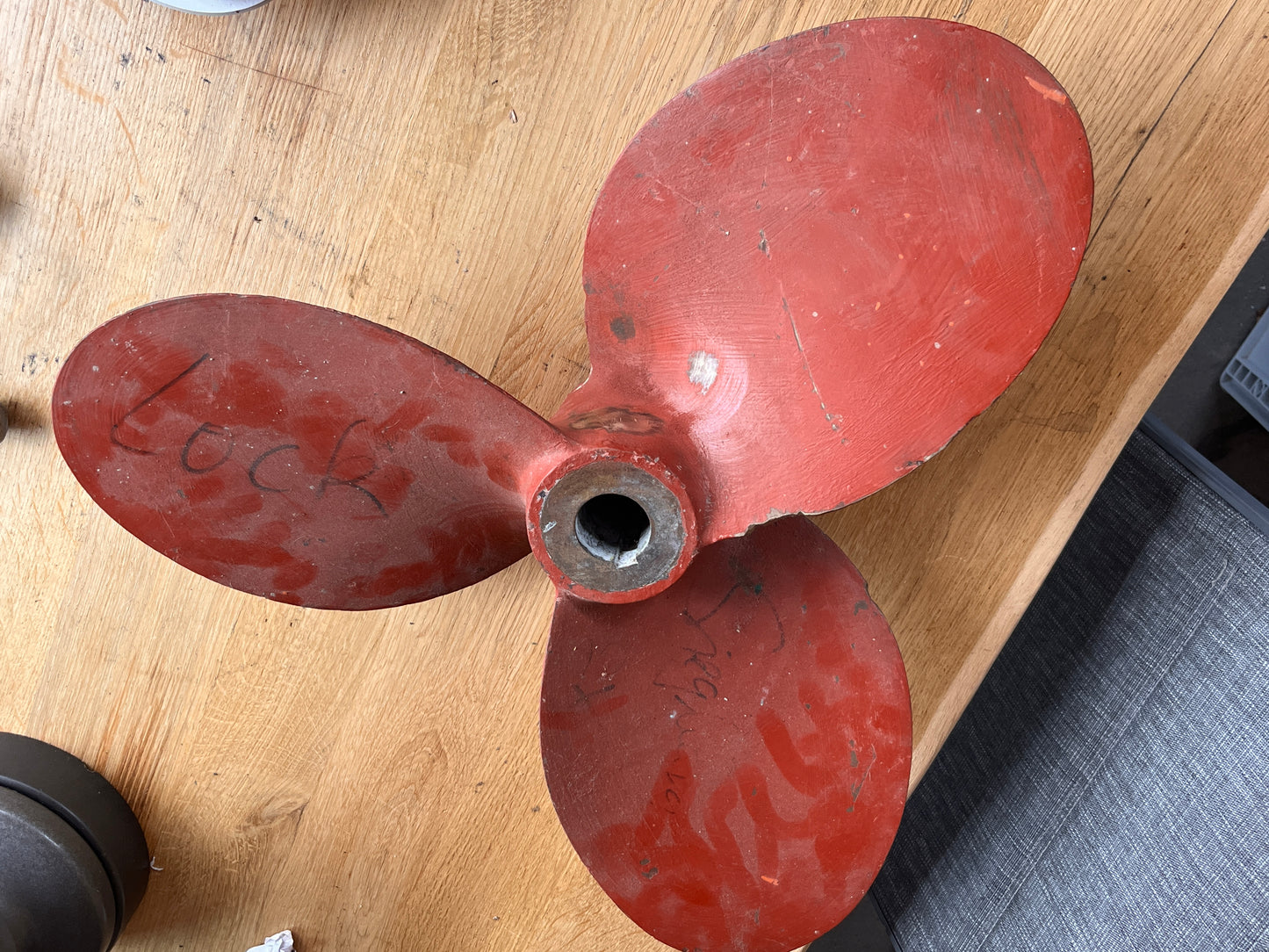 Grote schroef 24 x 14