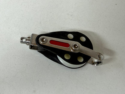 Ronstan 1 schijfs blok 45 mm tot 10 mm lijn met wartel
