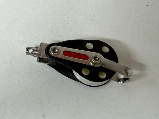 Ronstan 1 schijfs blok 45 mm tot 10 mm lijn met wartel